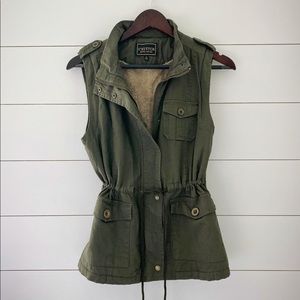 NWOT Green Utility Vest